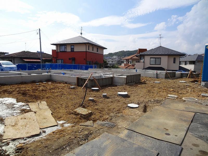 Local photos, including front road