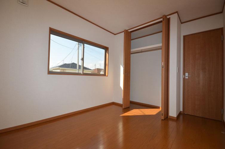 Non-living room. Western-style 5.34 Pledge