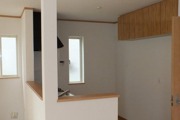 Kitchen. ● same specifications ●