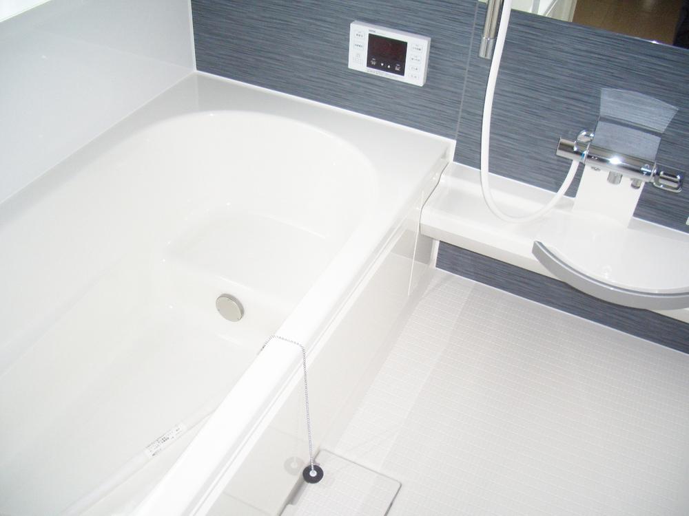 Same specifications photo (bathroom). Same specification example