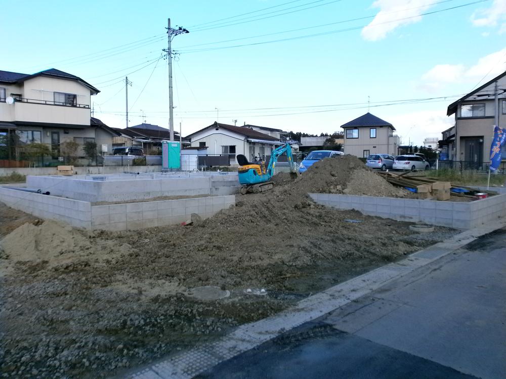 Local photos, including front road