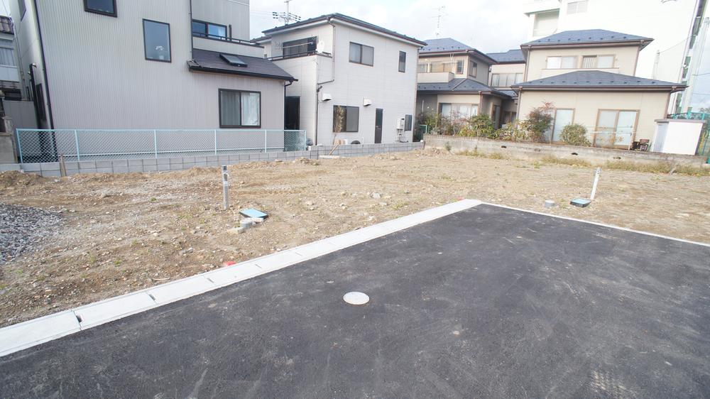 Local photos, including front road