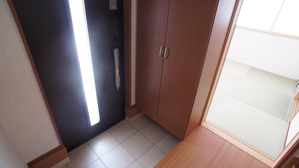 Entrance. Same specification example