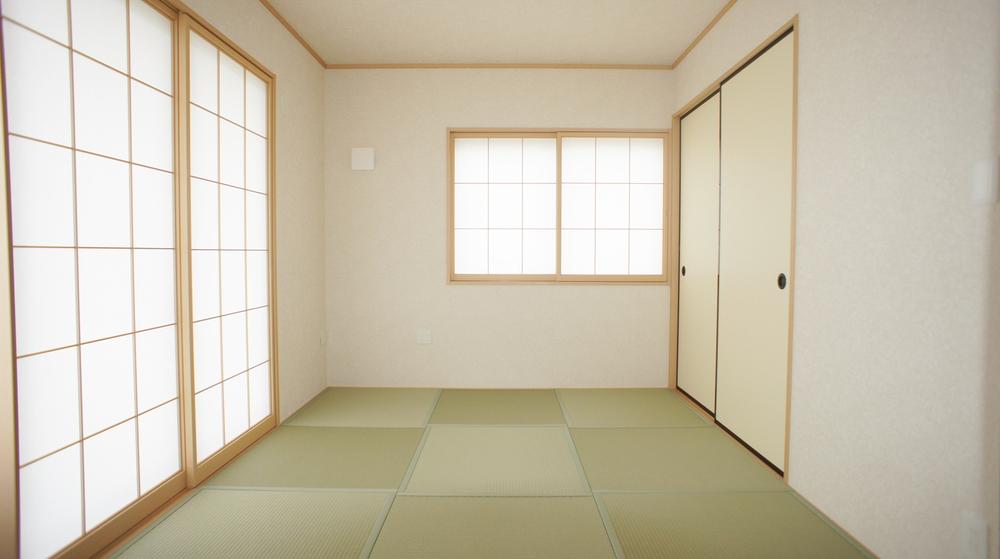 Non-living room. Same specification example