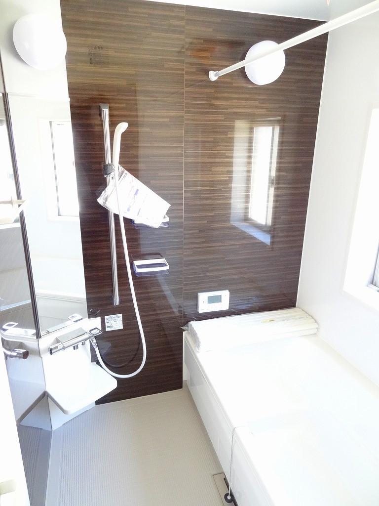 Same specifications photo (bathroom). Same specifications