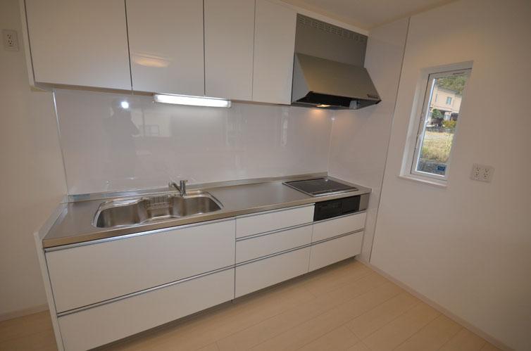 Kitchen. Building B can only be ColorSelect