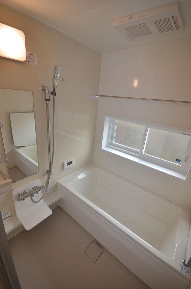 Bathroom. Building A Bathroom ventilation ・ heating ・ With dryer