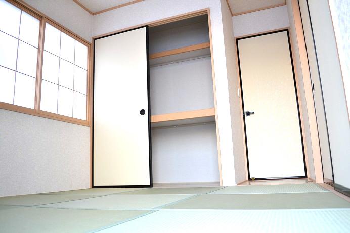 Non-living room. Building 2 Japanese-style room