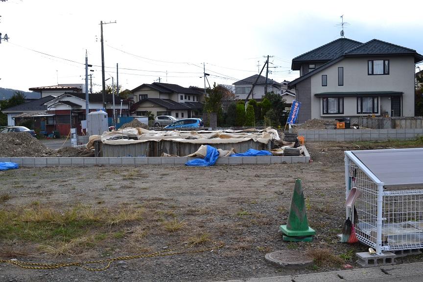 Local appearance photo. Local (11 May 2013) Shooting