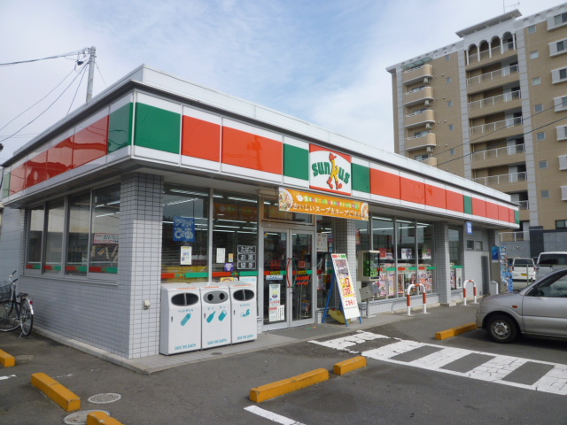 Convenience store. Thanks Minami Sendai Station store up to (convenience store) 650m
