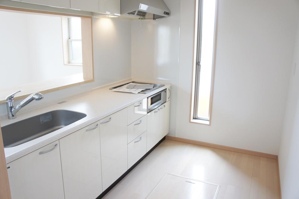 Same specifications photo (kitchen)