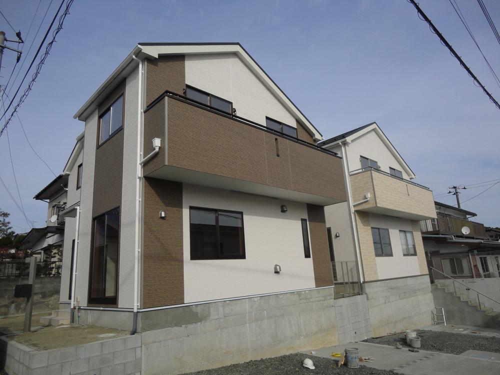 Local appearance photo