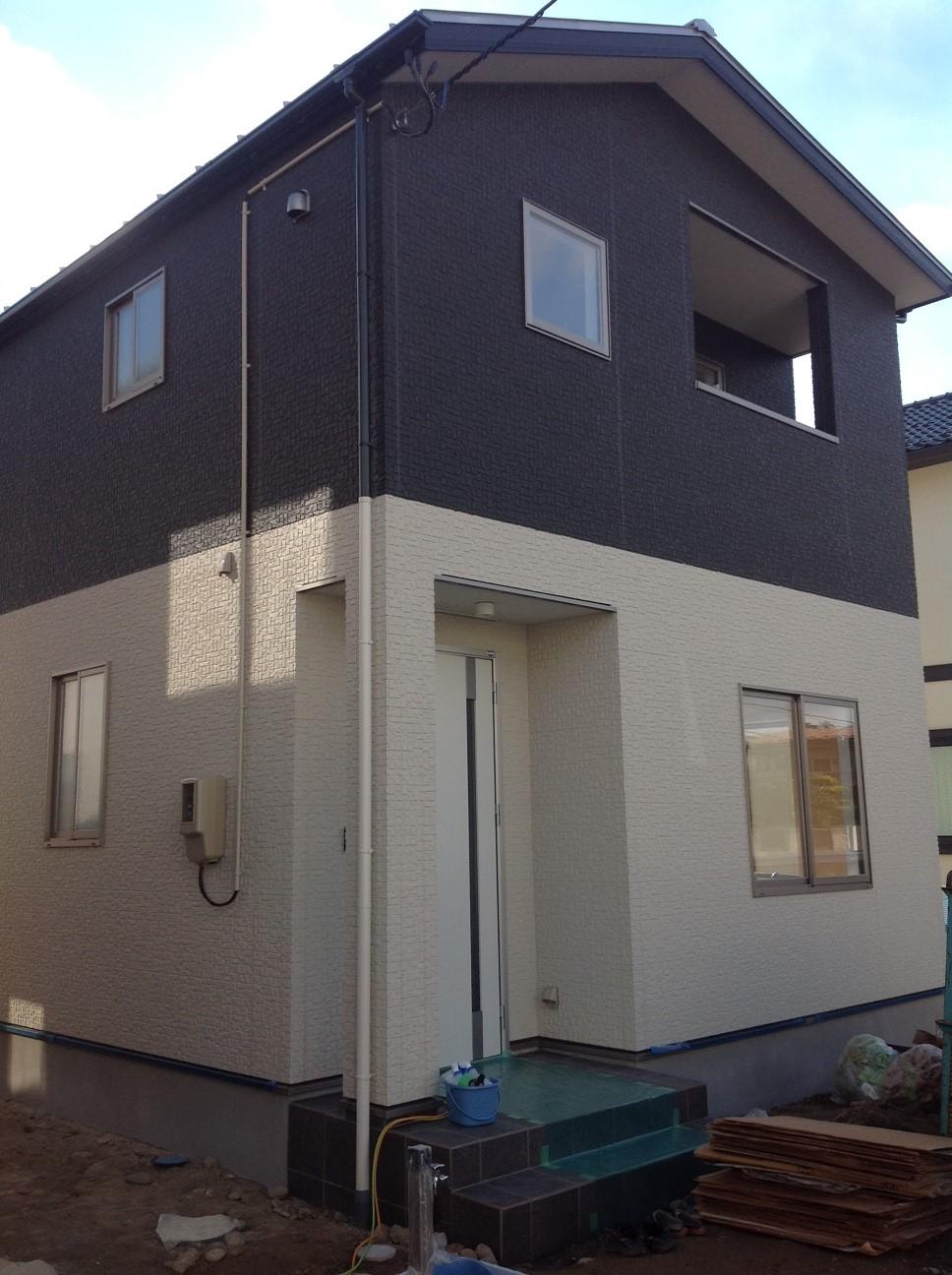 Local appearance photo. Local (12 May 2013) Shooting