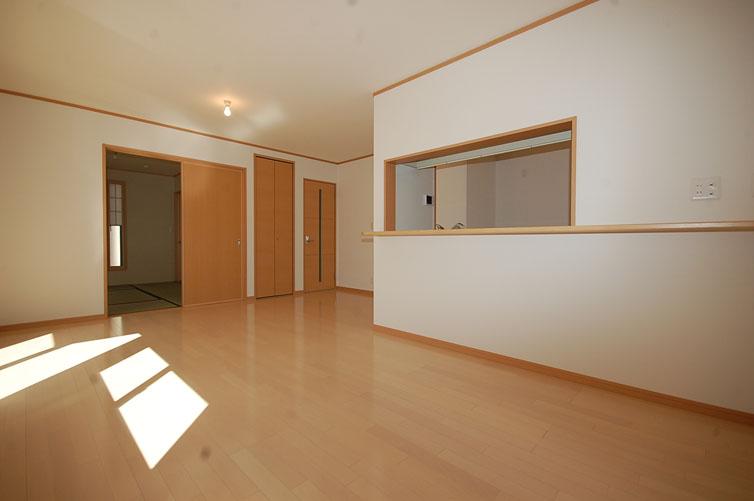 Same specifications photos (living). Example of construction