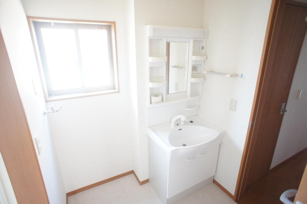 Same specifications photos (Other introspection). Washroom Same specification example