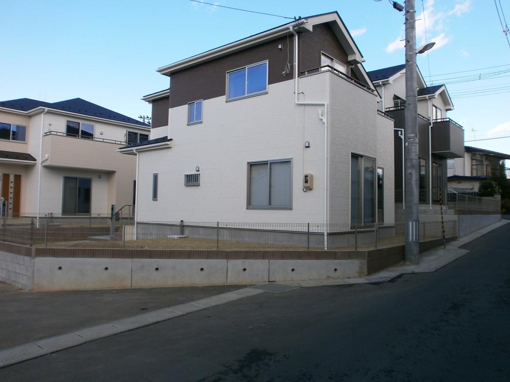 Local photos, including front road