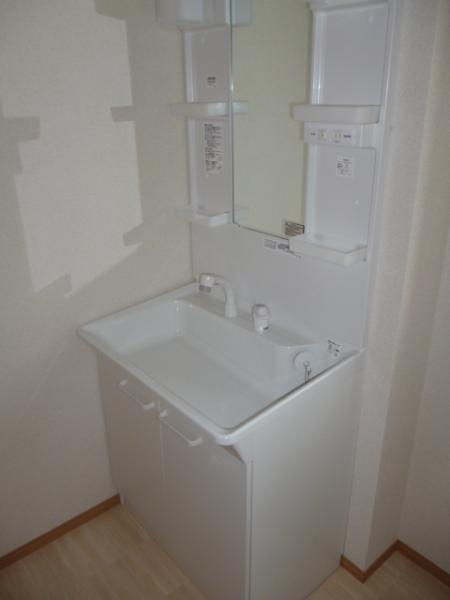 Same specifications photos (Other introspection)