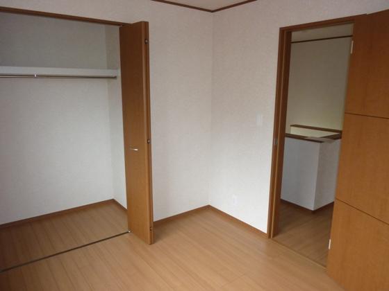 Same specifications photos (Other introspection)