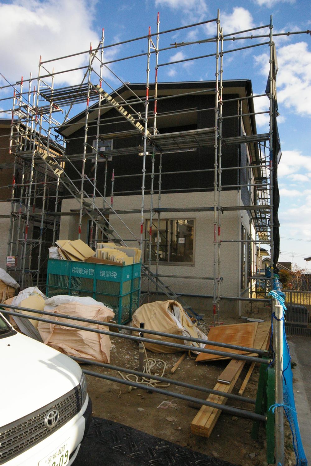 Local appearance photo. Local (12 May 2013) Shooting