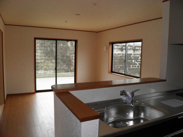 Same specifications photos (living). Same specifications