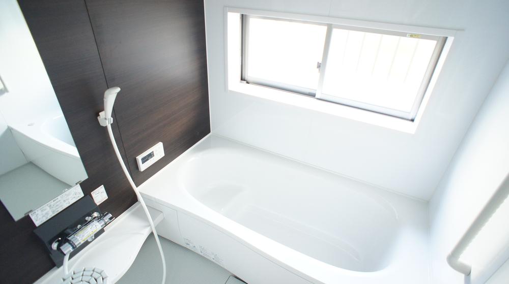 Same specifications photo (bathroom). Same specification example