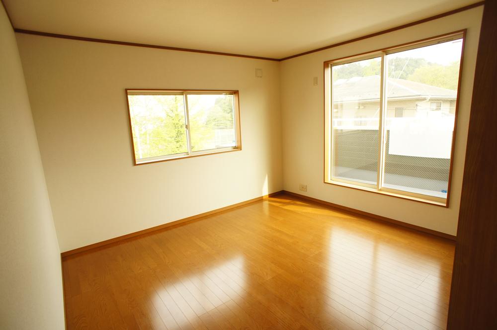 Non-living room. Same specification example