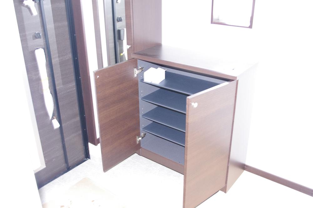 Same specifications photos (Other introspection). Same specification example