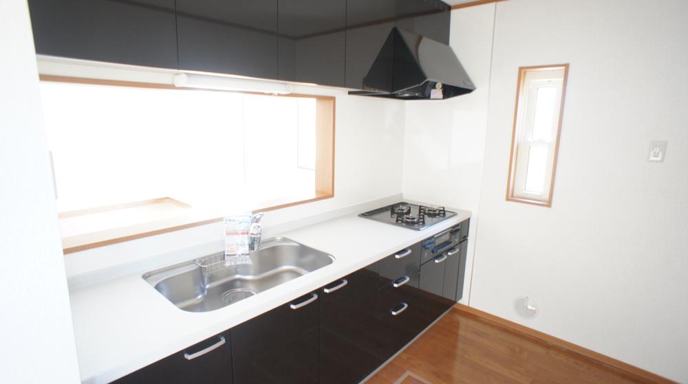Same specifications photo (kitchen). Kitchen same specification example