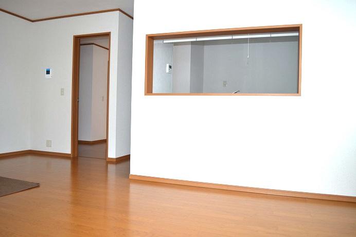 Same specifications photos (living). Same specifications 1 Building