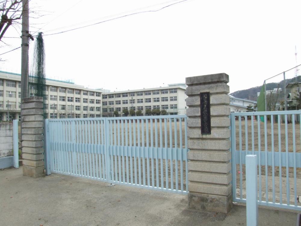 Junior high school. 1008m up to junior high school in Sendai Ritcho cho