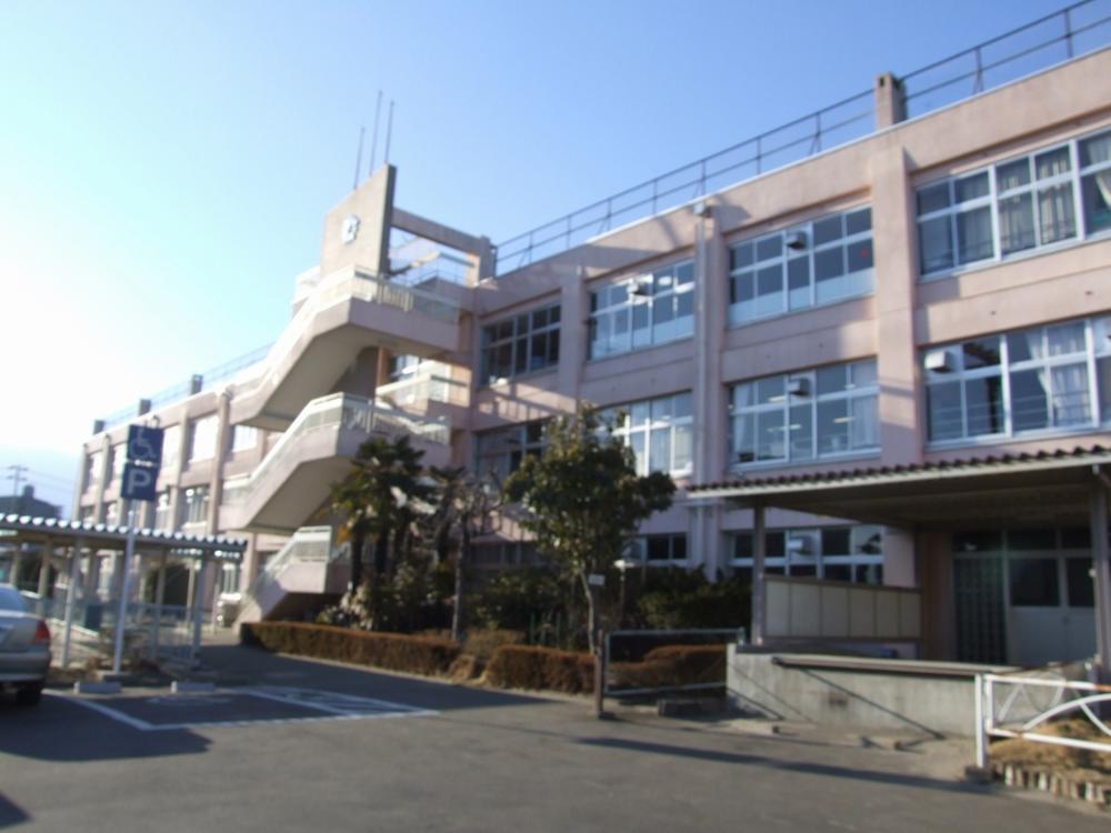 Primary school. 636m to Sendai Municipal Nagamachiminami Elementary School