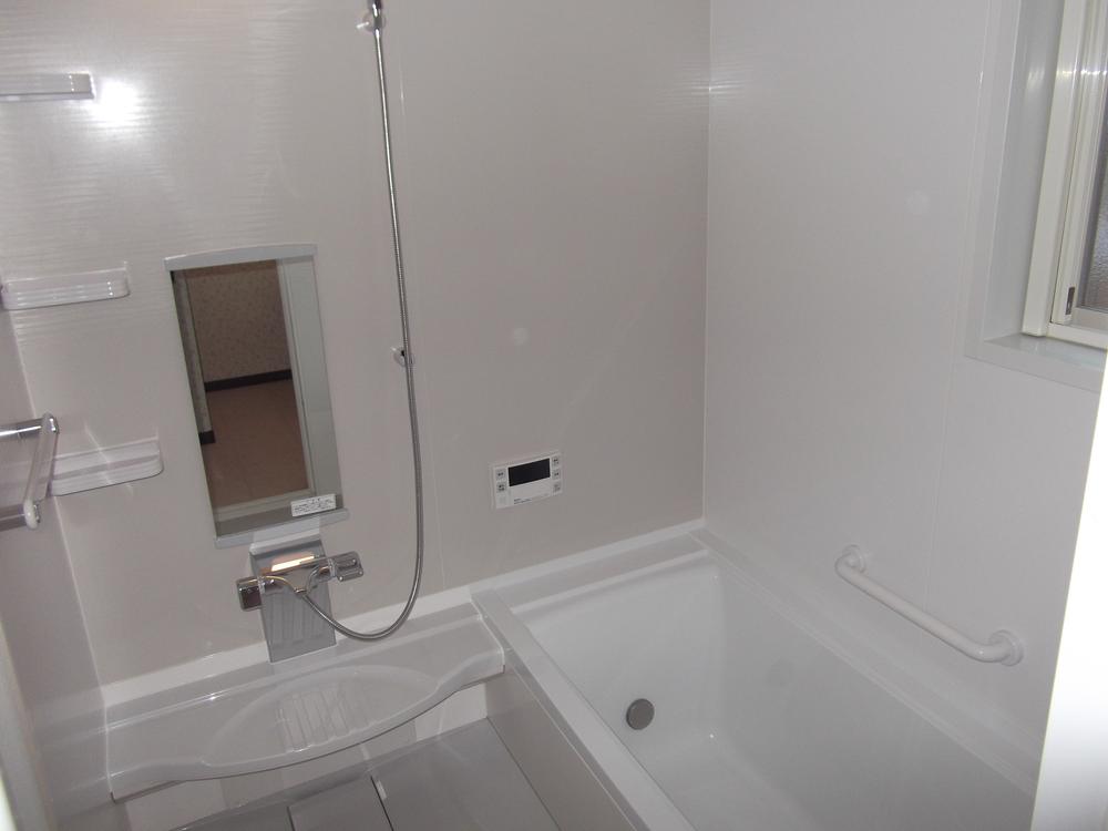 Bathroom. Indoor (11 May 2013) Shooting