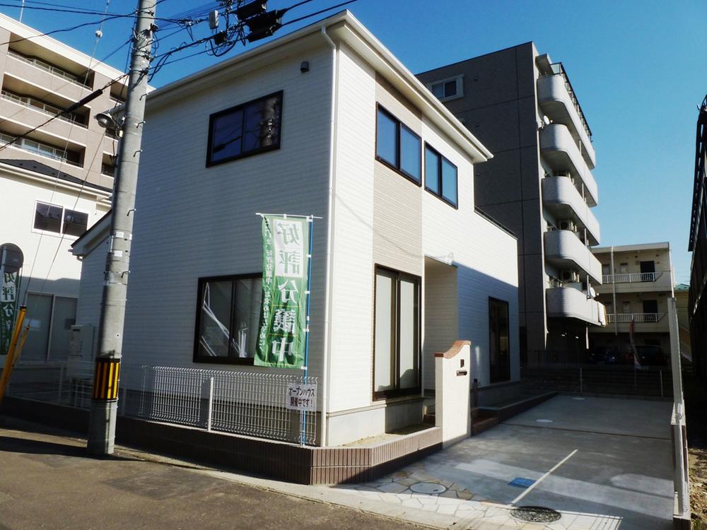 Local appearance photo. 2 buildings of the sale site in total.