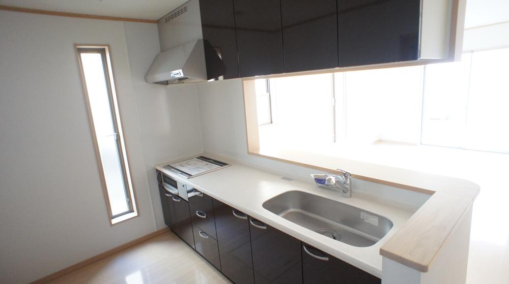 Same specifications photo (kitchen)