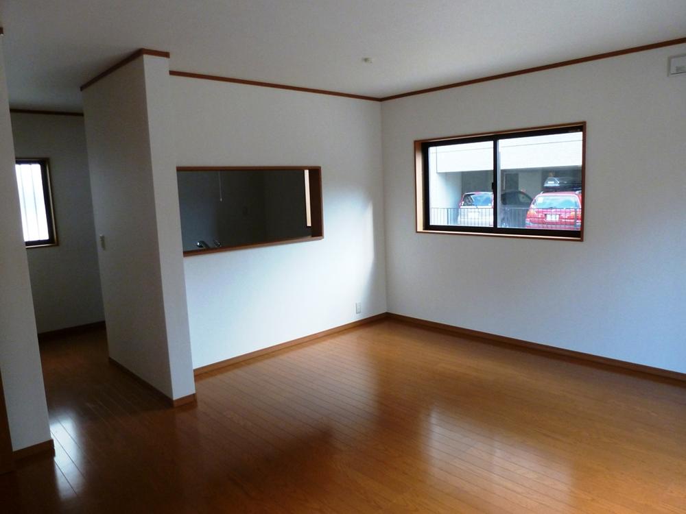 Living. Air layer 12mm pair glass