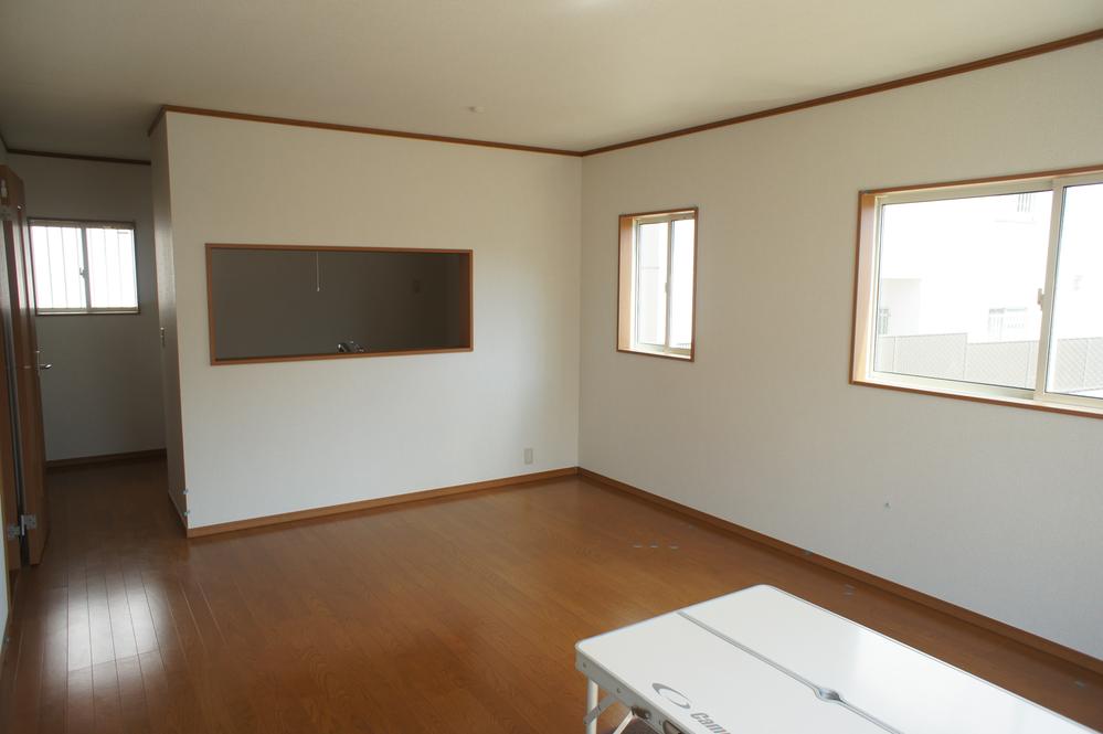 Same specifications photos (Other introspection)