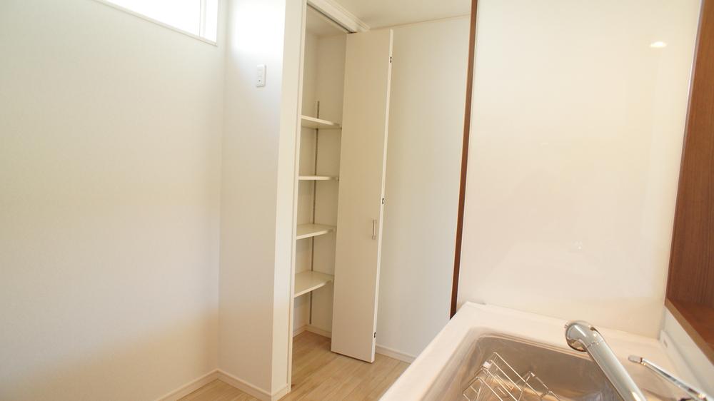 Same specifications photos (Other introspection)