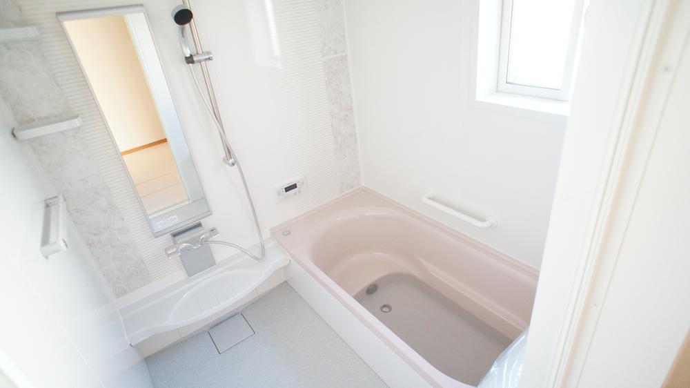 Same specifications photo (bathroom)