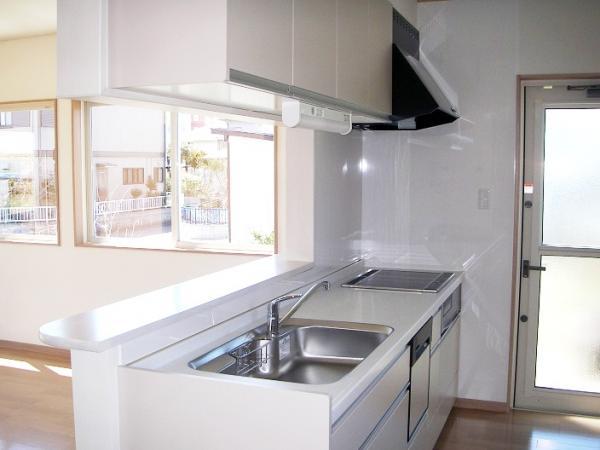 Same specifications photo (kitchen)