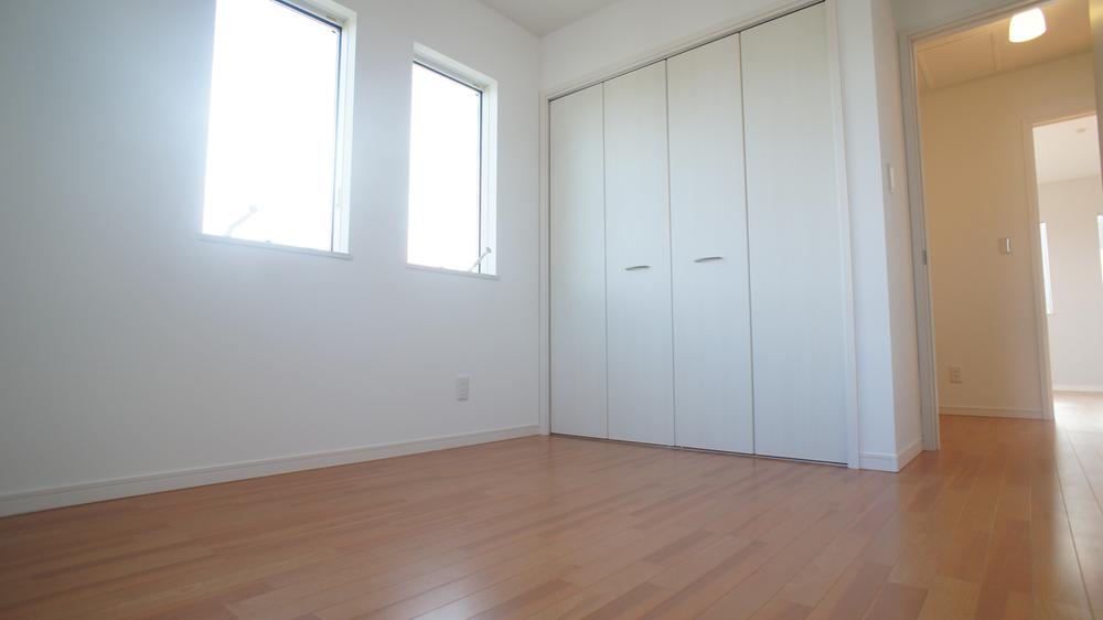 Other introspection. Western style room