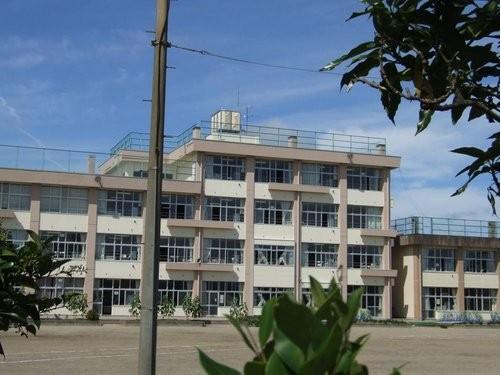 Primary school. 1900m to Sendai Municipal Rokugo Elementary School