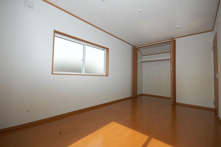 Non-living room. Western-style 7.5 Pledge Example of construction