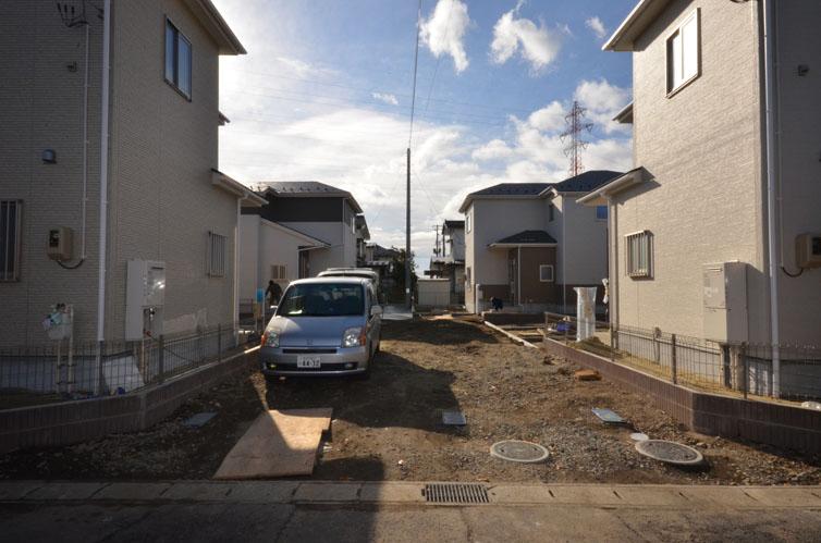 Local photos, including front road. December 17, currently