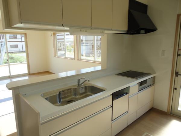 Same specifications photo (kitchen)