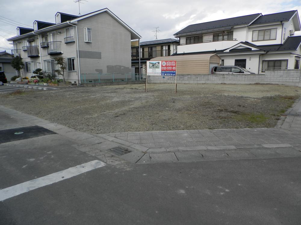 Local land photo. Local (11 May 2013) Shooting