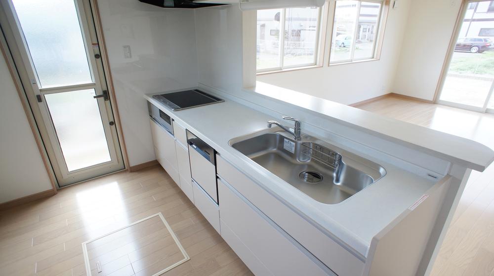 Same specifications photo (kitchen)