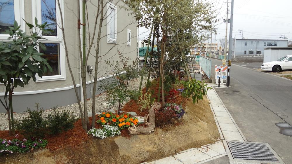 Garden. Local (December 14, 2013) Shooting