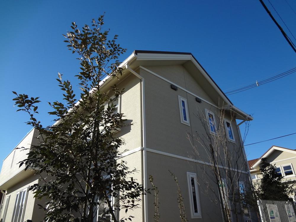 H Building South (December 15, 2013) Shooting