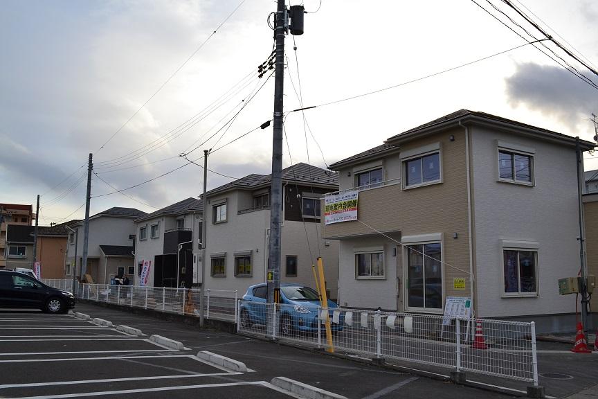 Local appearance photo. Local (10 May 2013) Shooting