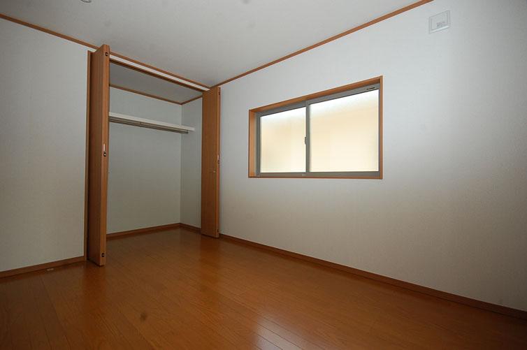 Non-living room. Western-style 6 Pledge Example of construction